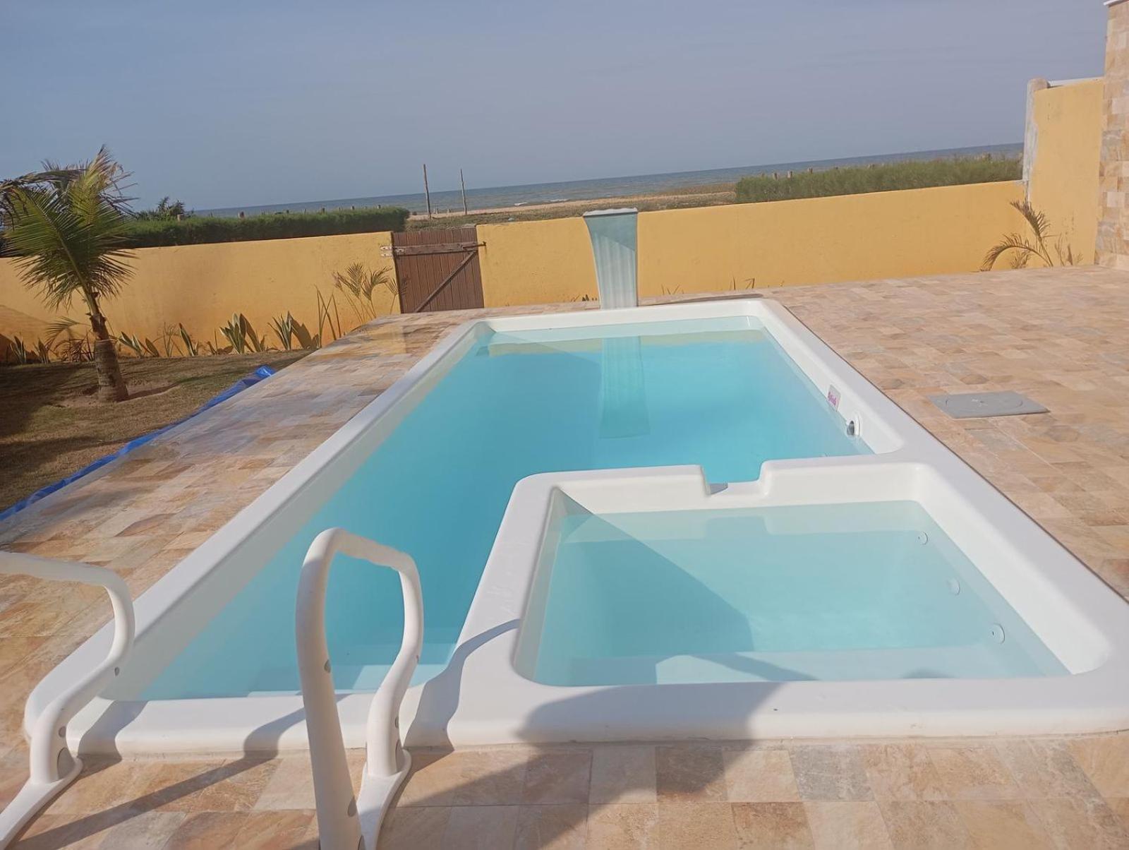 Cabo Frio, Piscina De Frente Pro Mar, Pe Na Areia Holiday home